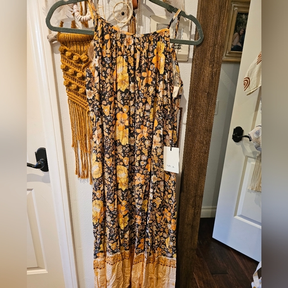 Spell & The Gypsy Hibiscus LaneStrappy Maxi Dress in Licorice SMALL NWT - Picture 3 of 5